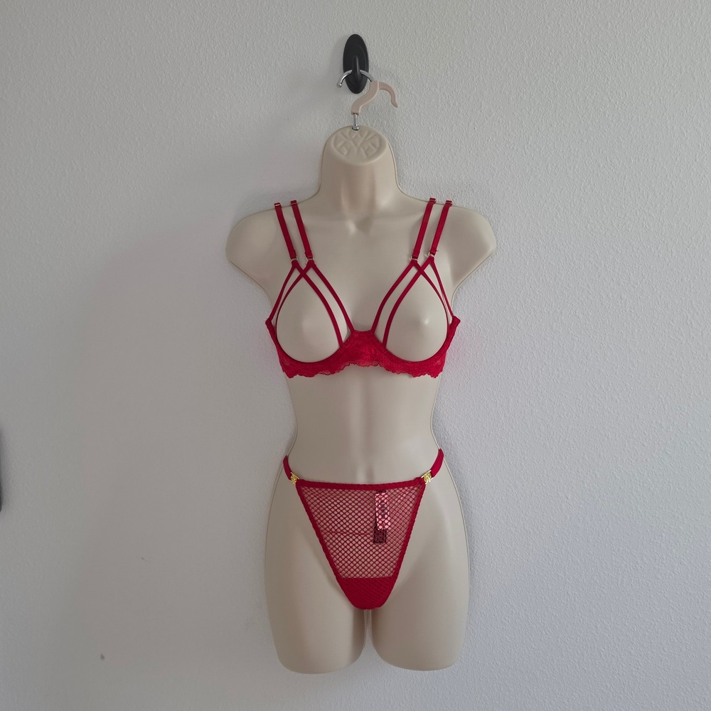 Victorias Secret Red Lace Strappy Cage Bralette S and Mesh Thong Set NWT
